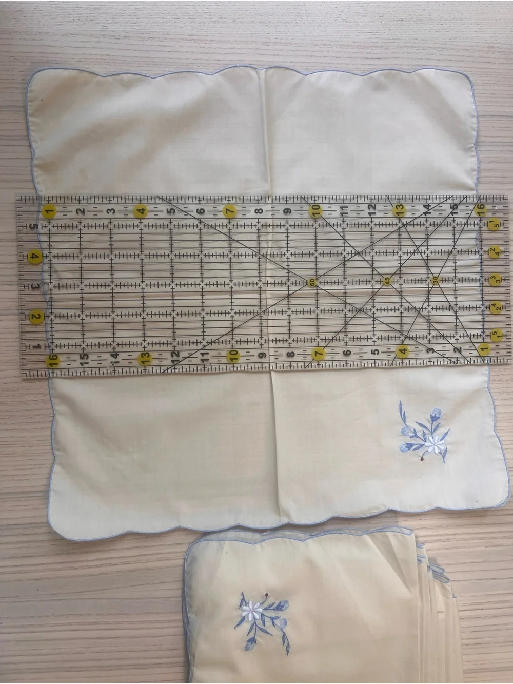 Set of 9 Vintage Embroidered Scalloped Napkins Blue Floral Wedding Table Linens